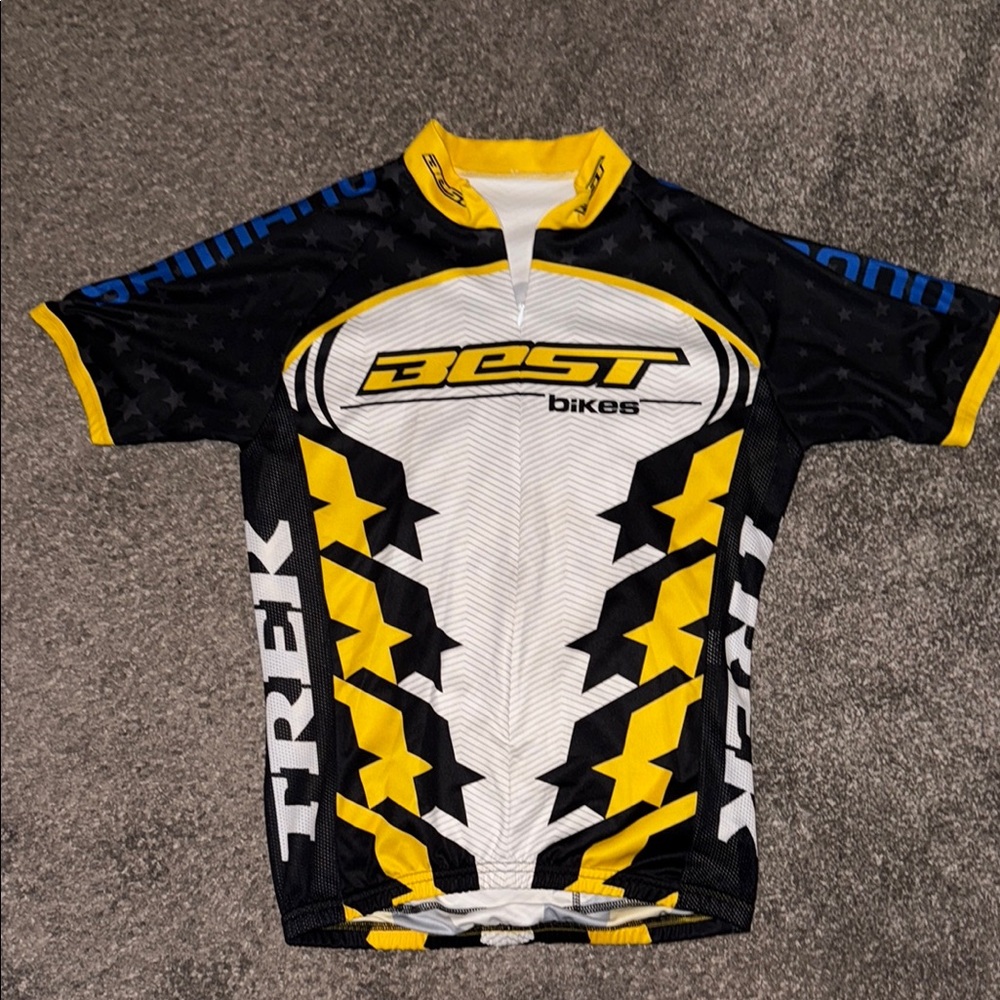 Best Bikes Men's Black and Yellow Cycling Shirt